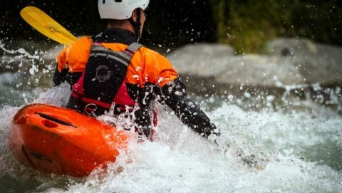 Five essential tips for learning to kayak
